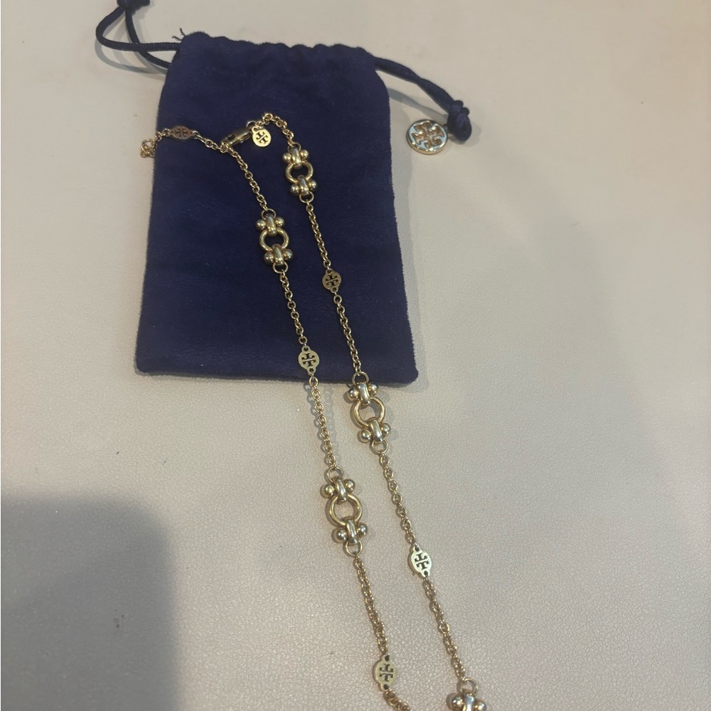 Tory Burch Necklace used but decent condition